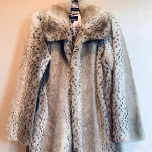 Dennis Basso Peacoat -Faux Fur medium NBW
